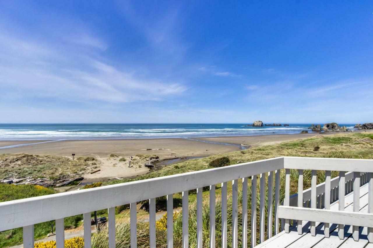 Spindrift Oceanfront Home - The Helm Бандон Экстерьер фото