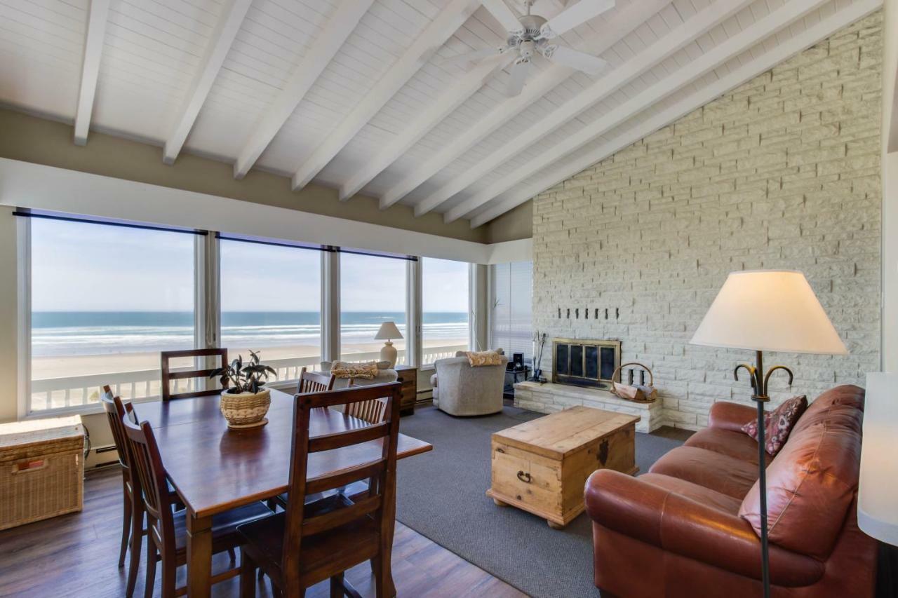 Spindrift Oceanfront Home - The Helm Бандон Экстерьер фото